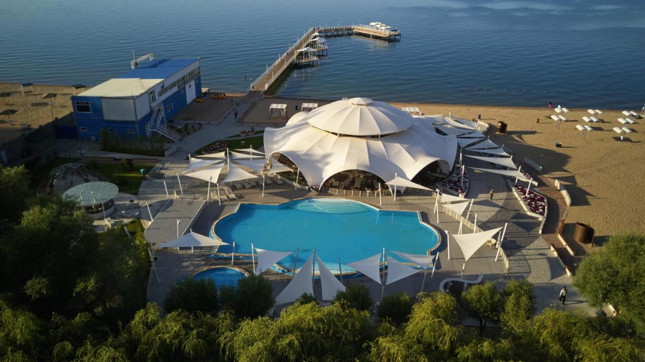 Kapriz Issyk Kul Resort Tscholponata Exterior foto