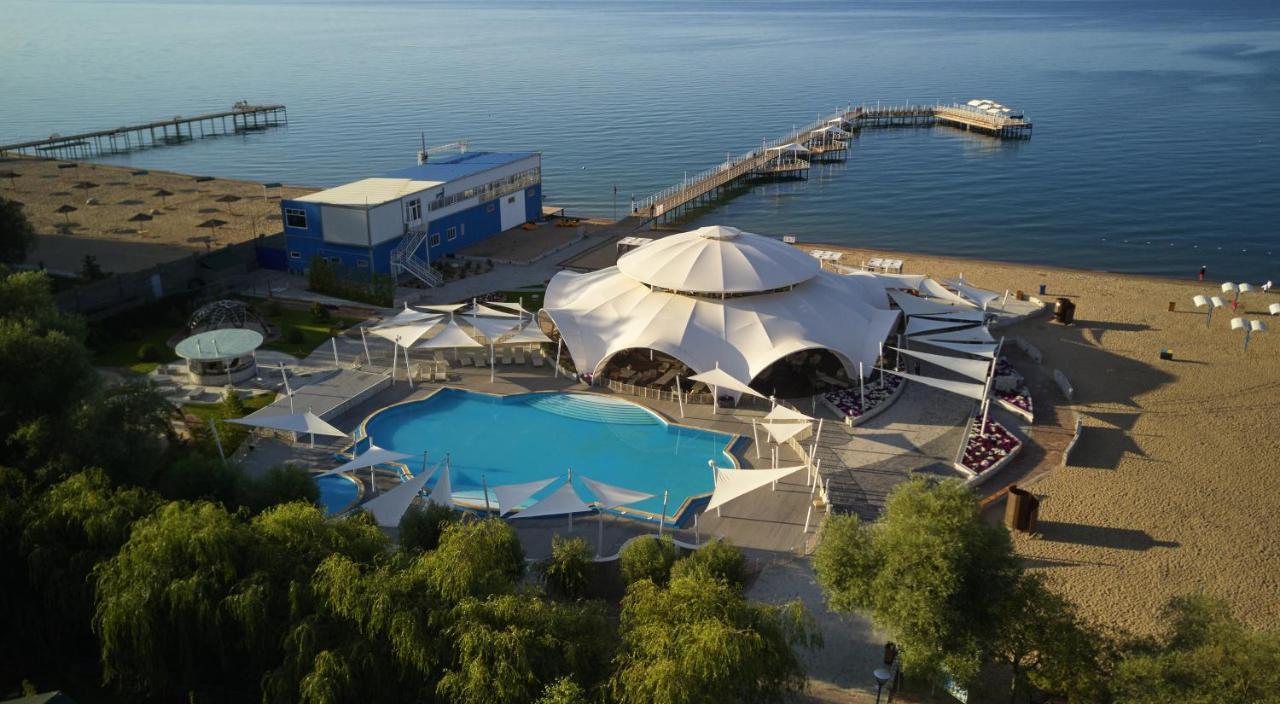 Kapriz Issyk Kul Resort Tscholponata Exterior foto